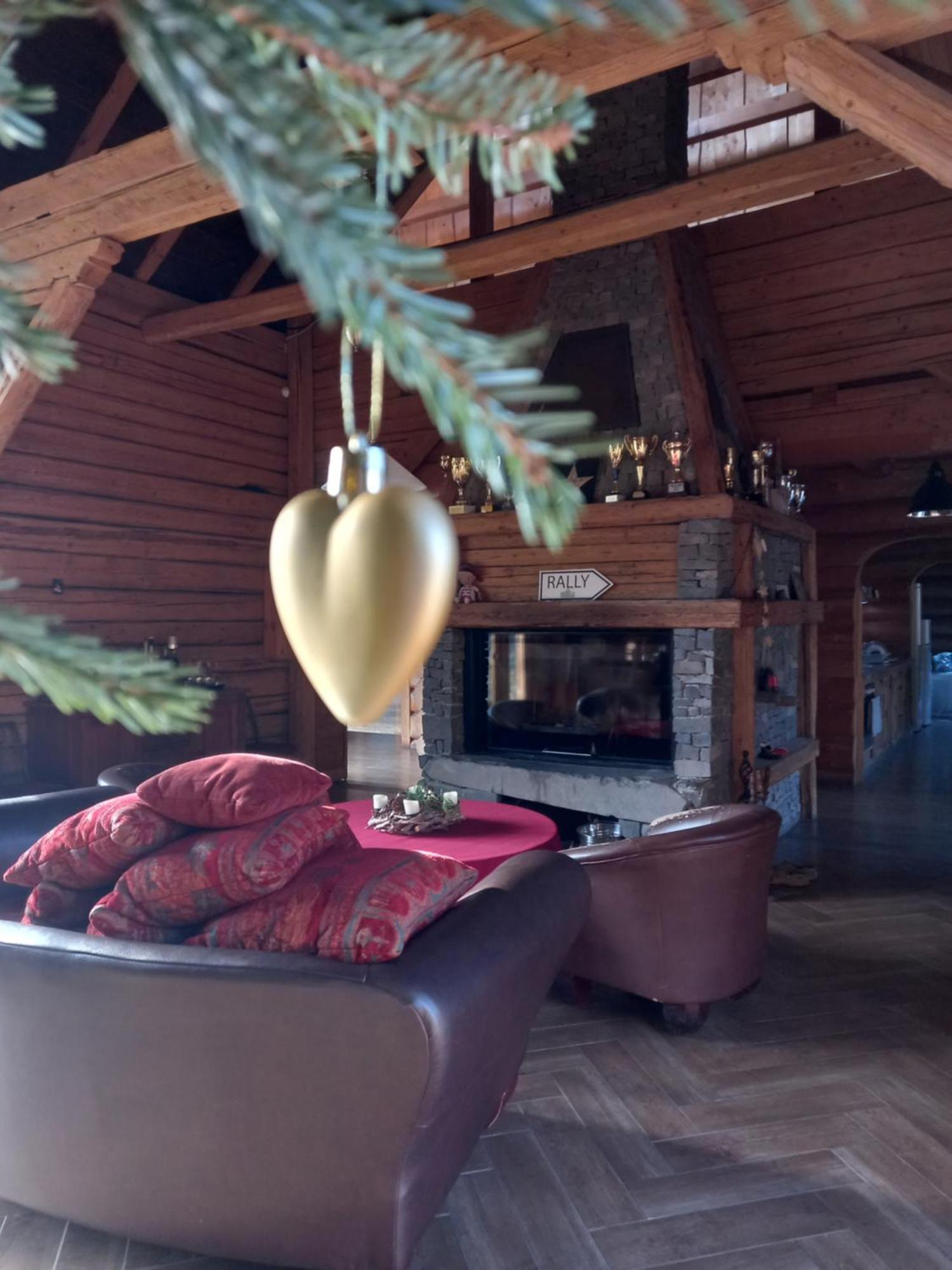 Crossline Lodge Gheorgheni  Εξωτερικό φωτογραφία