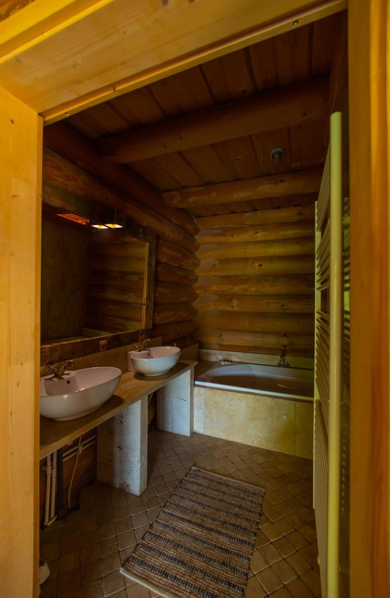 Crossline Lodge Gheorgheni  Εξωτερικό φωτογραφία